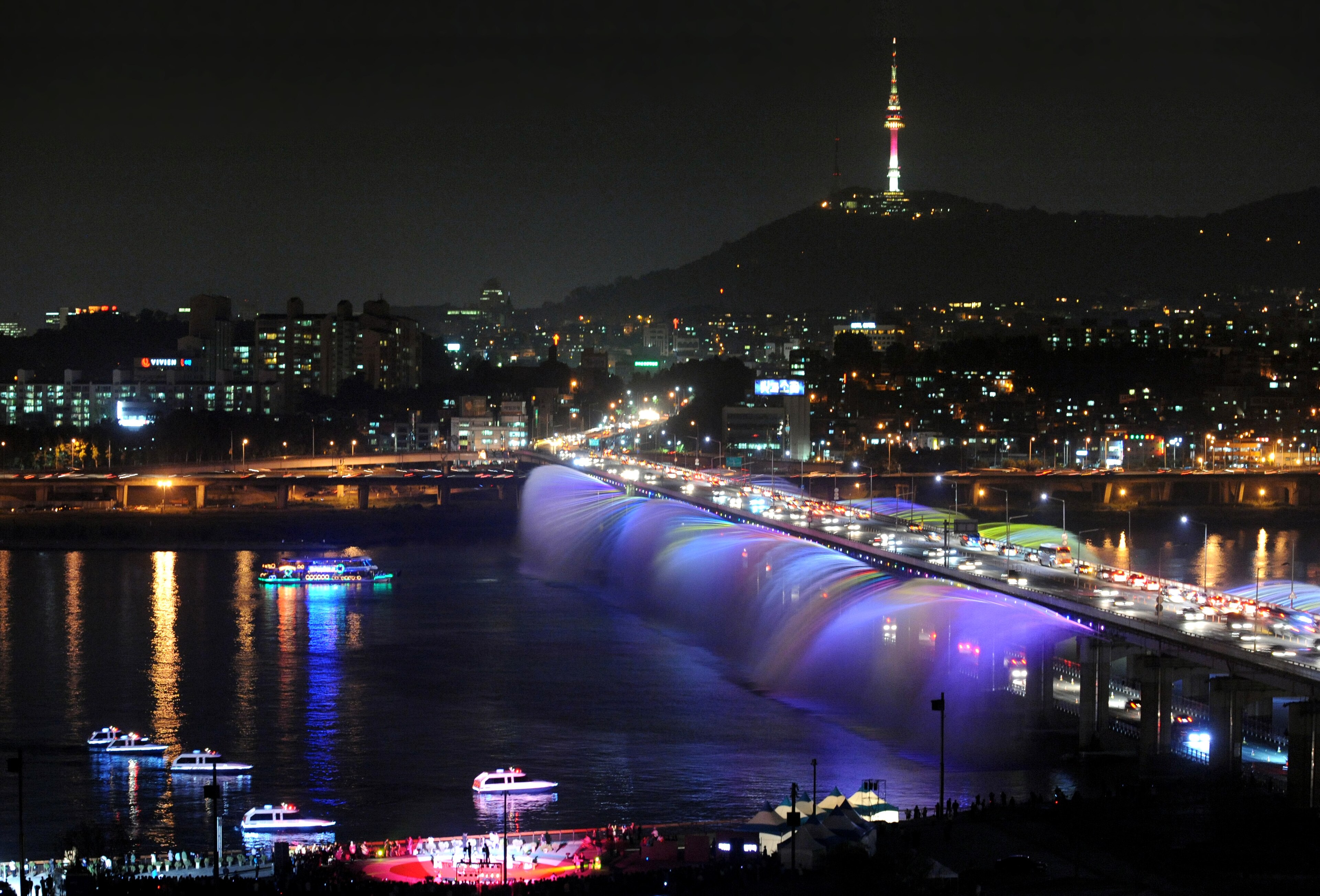 Banpo Rainbow Fountain